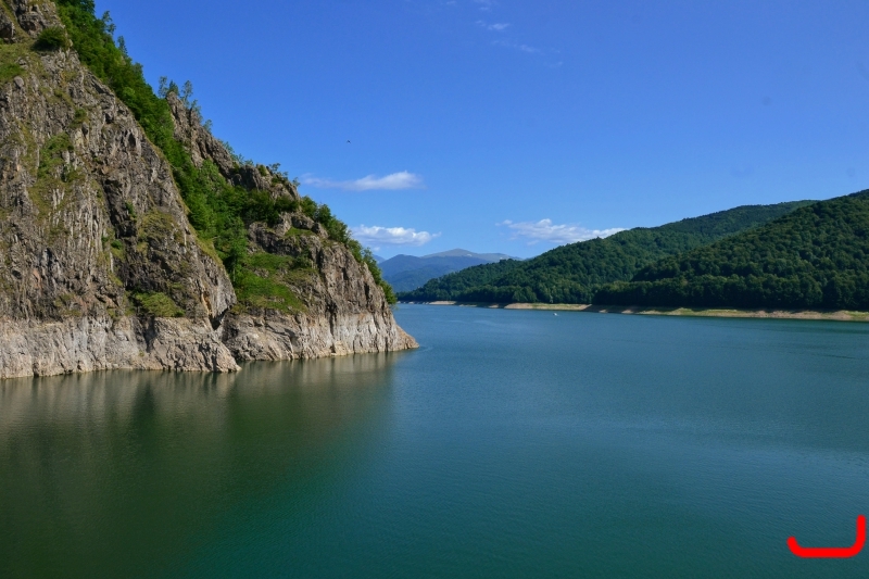 Плотина Vidraru_2