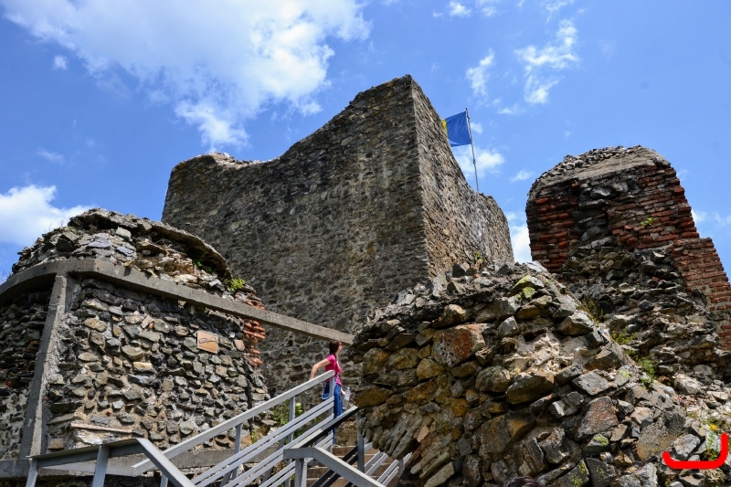 Крепость Poenari+Curtea-de-Argeş_13