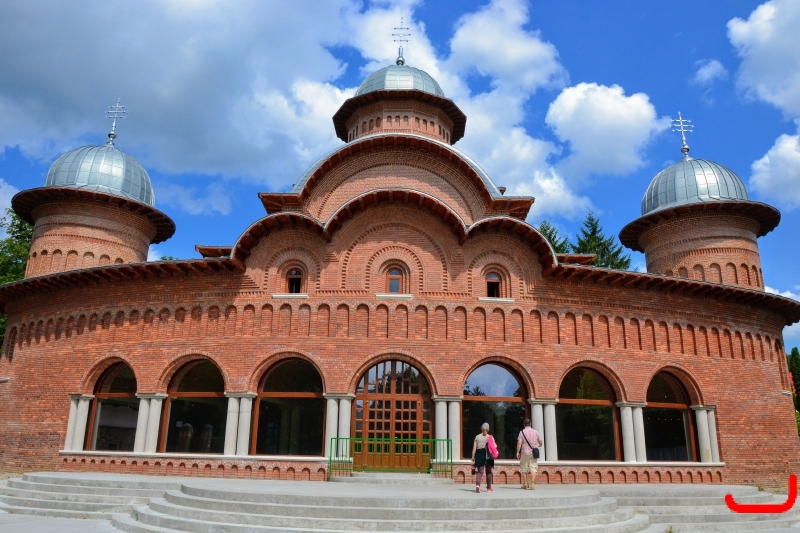Крепость Poenari+Curtea-de-Argeş_23